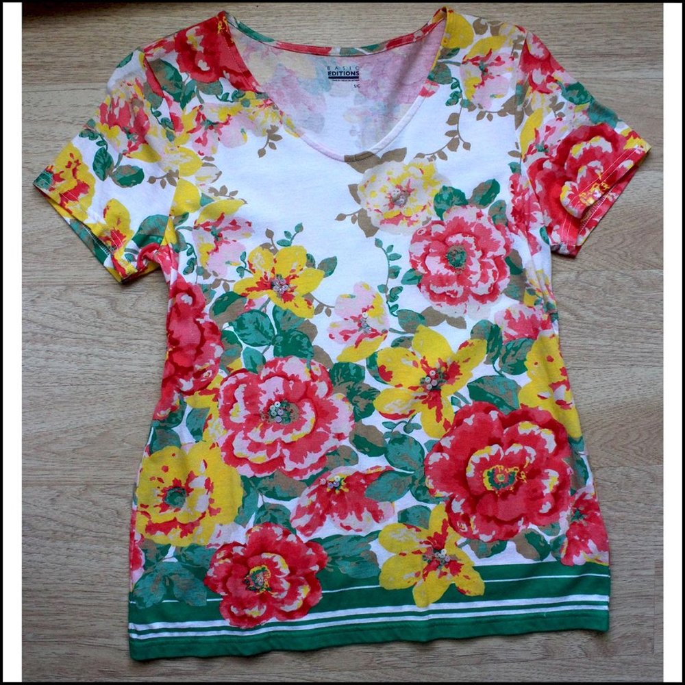 Super Cute Floral Tee Shirt with Sequins! PRETTY!